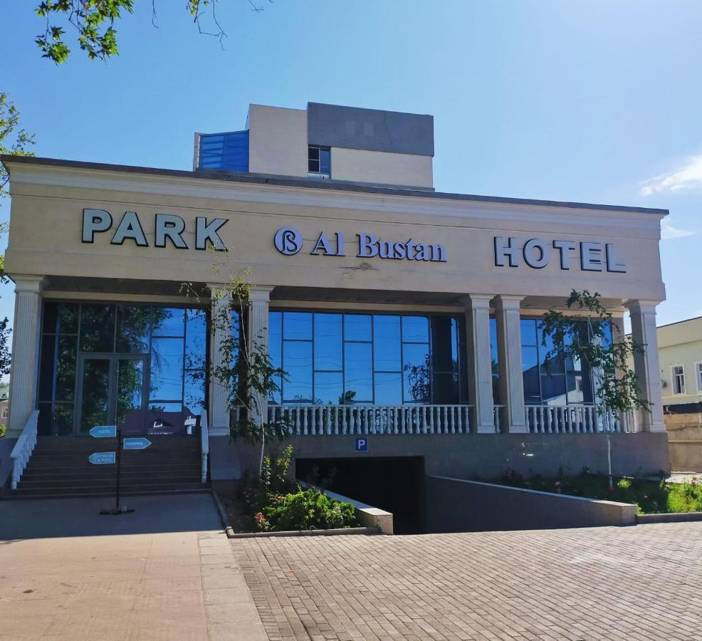 Park Hotel Al Bustan Simkent Buitenkant foto